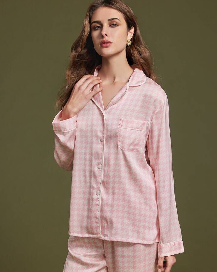 She's Inn Trendy Picks Silky Satin Pink Checkered Contract Pippin Satin PJ Set