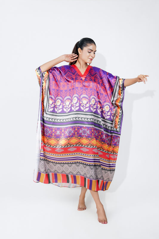 Vittorian bliss Elegance Caftan is very forgiving and loose fitting for maximum comfort and best wear. To choose your favourite colour from vittorian bliss caftan range so might find yourself buying one in each colour option.