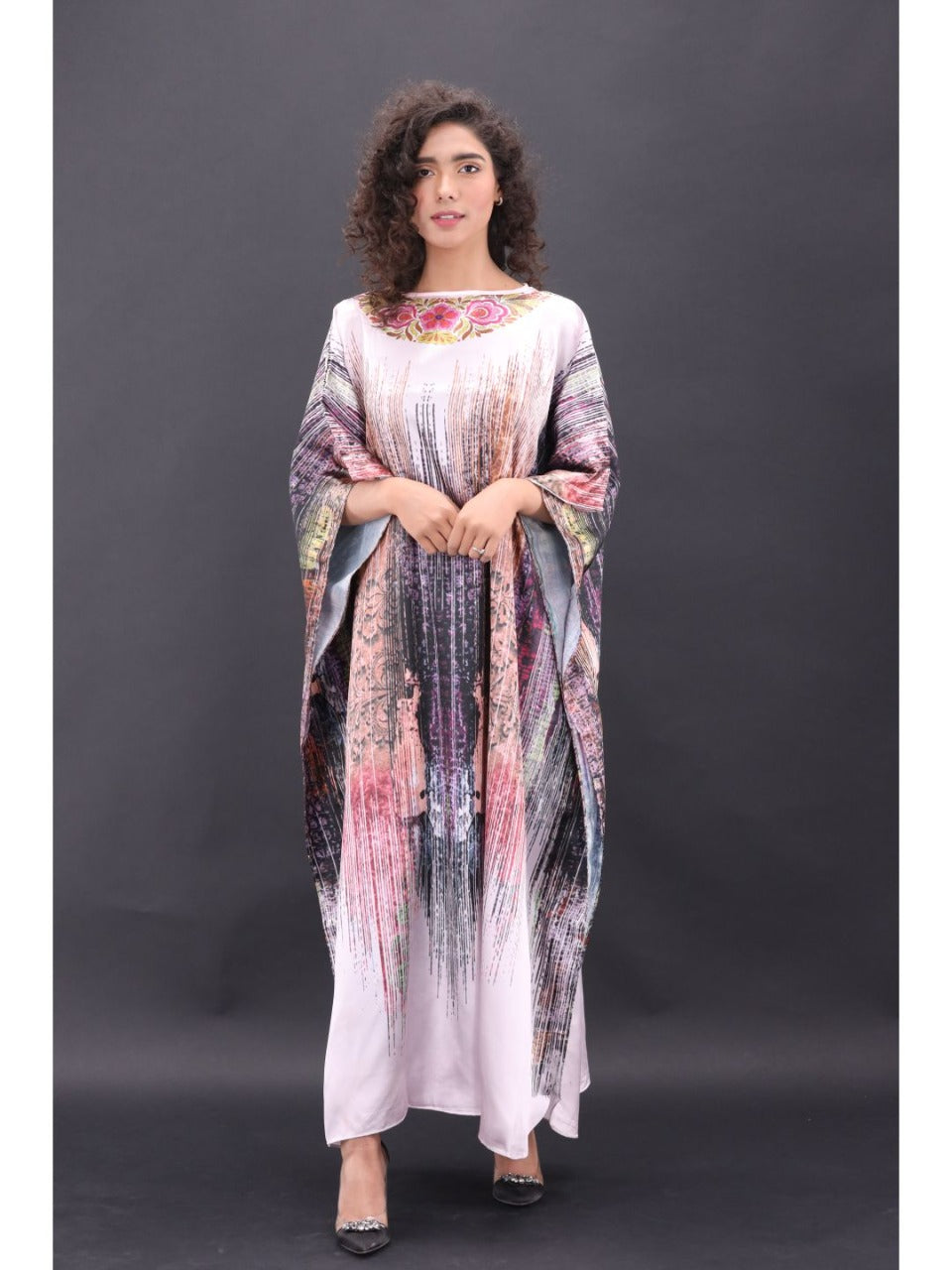 Vittorian bliss Mystique Caftan is very forgiving and loose fitting for maximum comfort and best wear. To choose your favourite colour from vittorian bliss caftan range so might find yourself buying one in each colour option.