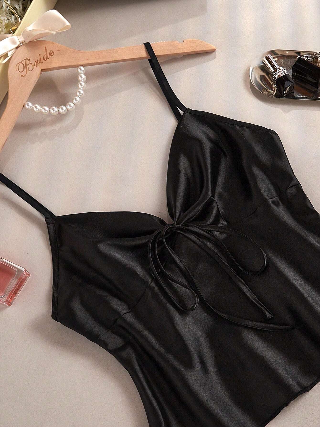 She's Inn Black heart Print Satin Camisole And Long Pants Pajama Set