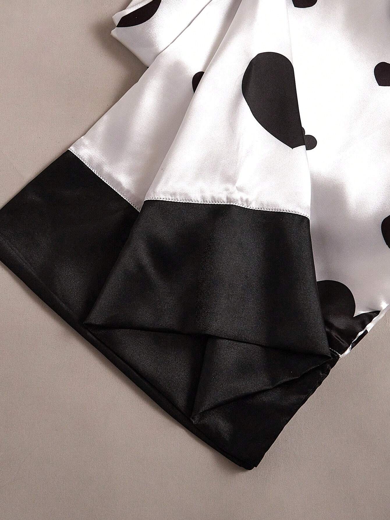 She's Inn Black heart Print Satin Camisole And Long Pants Pajama Set