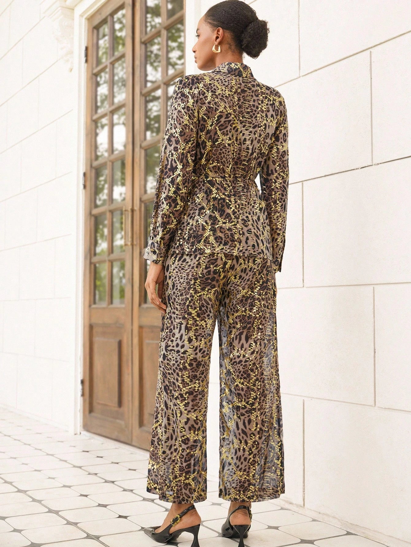 Cameron & carter Batch-2 soft, breathable and lightweight, developed for the summer season- loose fitting it offers an excellent and comfortable fit.