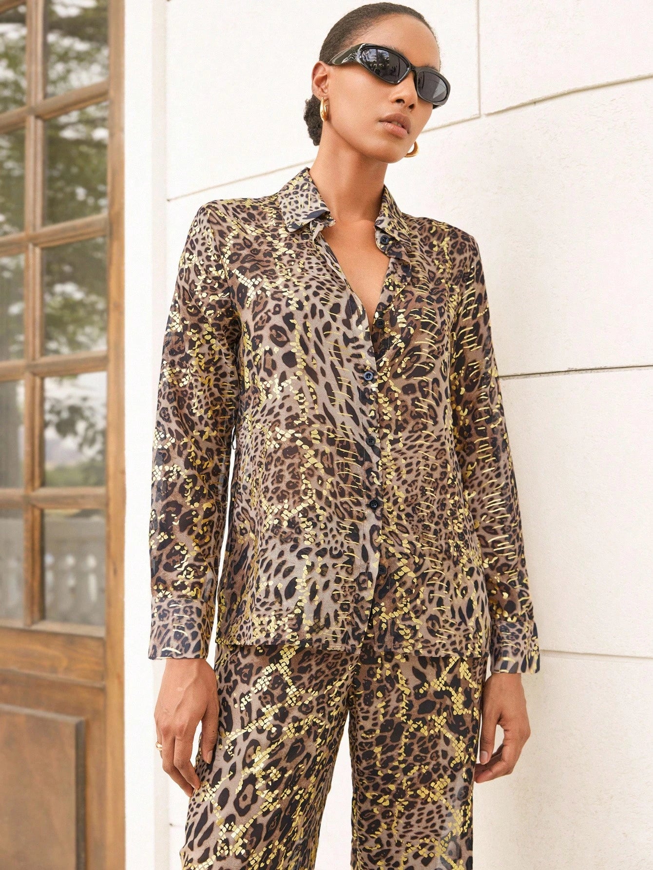 Cameron & carter Batch-2 soft, breathable and lightweight, developed for the summer season- loose fitting it offers an excellent and comfortable fit.
