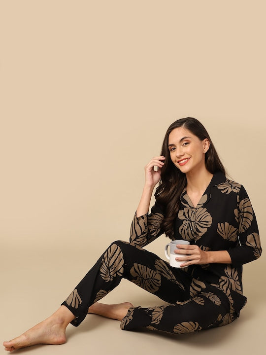 Layla Amal Trendy Essentials Poly Viscose black & Brown Printed Night Suit ARJ-PJ-01-BK-LEAF