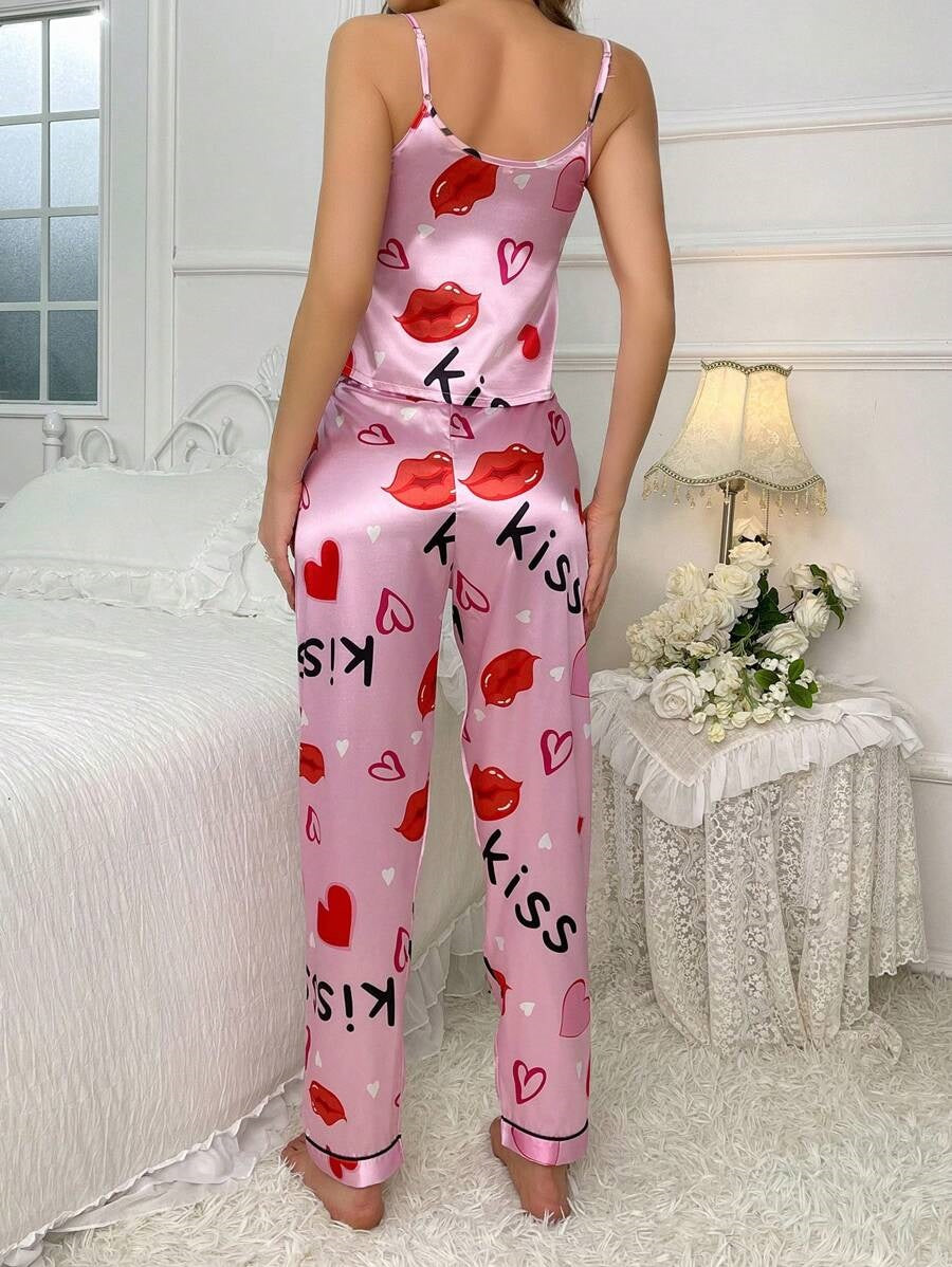 She's Inn Vivid Casual Classics Heart & Letter Graphic Satin Cami Top & Pants PJ Set ARJ-SND-HRT