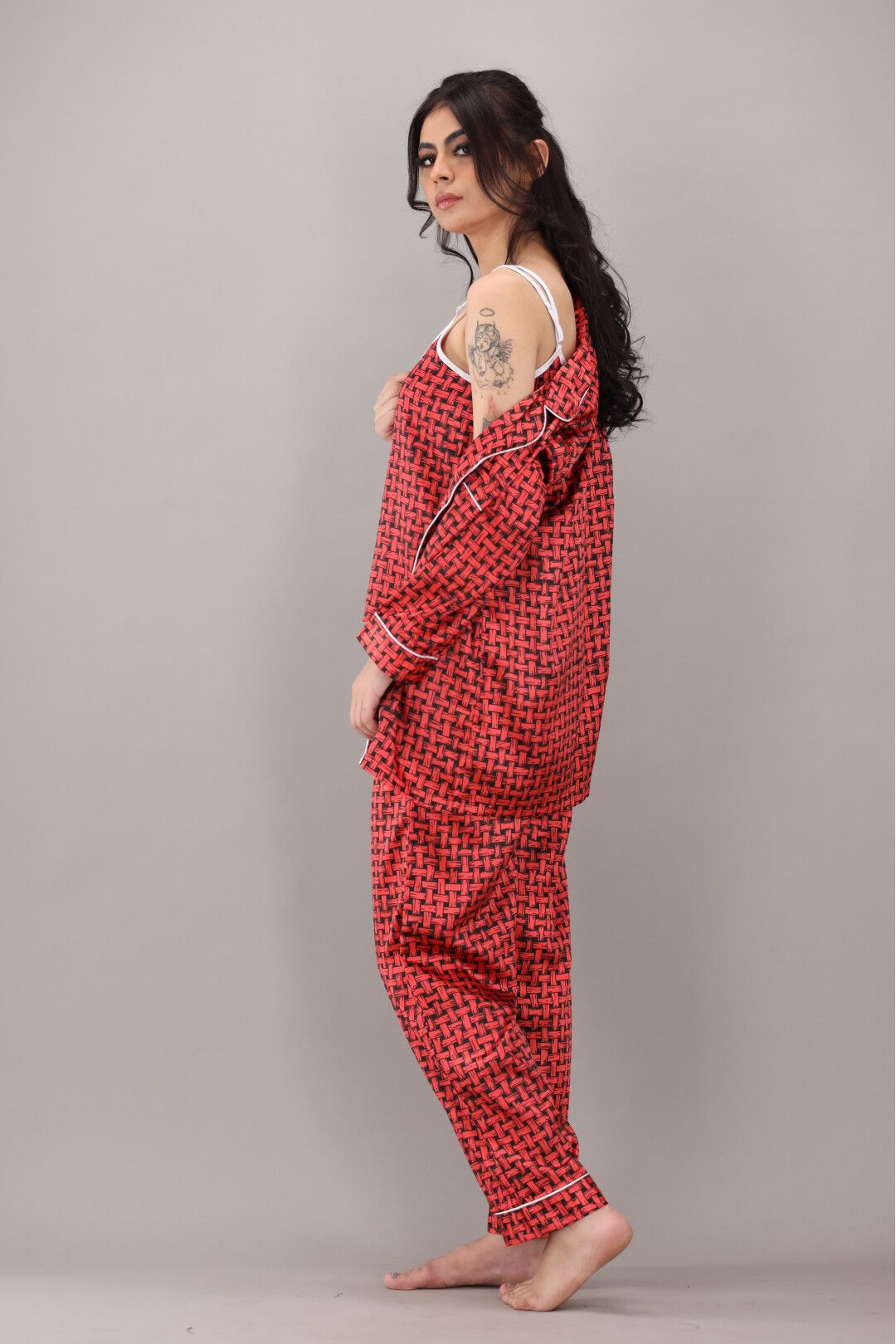 Eshaal Omani Chic Nightwear Collection – Perfect Blend of Comfort & Fashion Silky Finish Night Dress For Women and Girls 7 Piece Night Wear Women's Pajama Sets