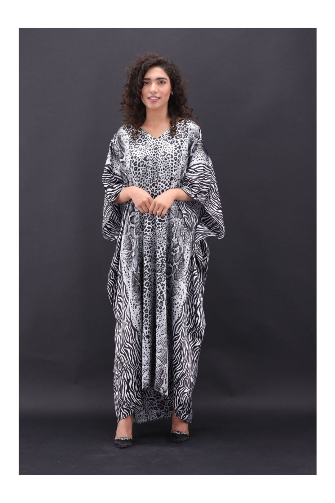 Grace Silk Kaftan-5 is very forgiving and loose fitting for maximum comfort and best wear. To choose your favorite color range so might find yourself buying one in each color option Regular