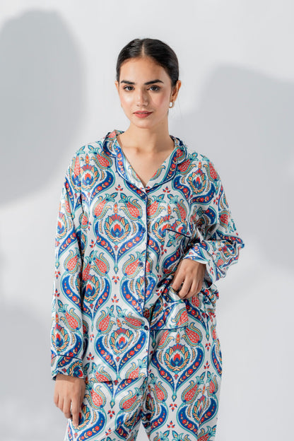 Iqra Usmaani Soft Satin Pajamas 2 pcs nightwear/sleepwear night suit